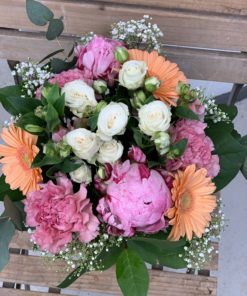 Bukett i Rosa-Aprikos-Vitt